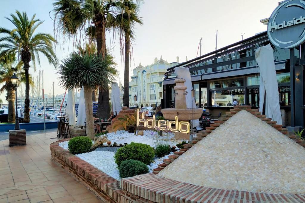 Appartement Dona Carlota Gardens, Sea Views, Pool, Restaurant à Torremolinos Extérieur photo